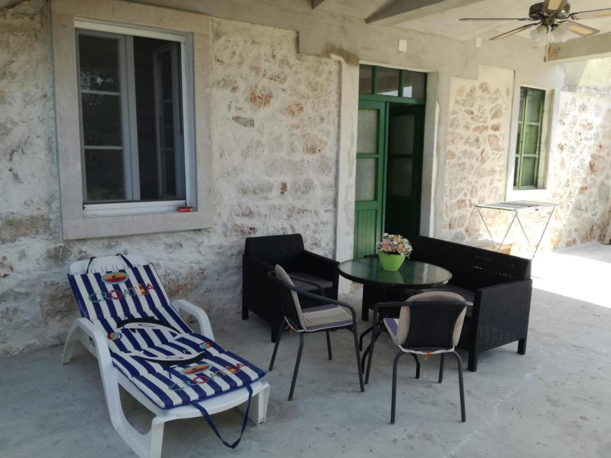 Kastelanic Apartman Brbinj Esterno foto