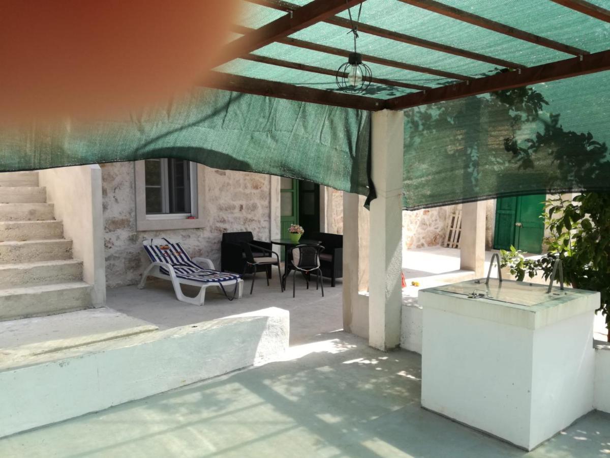 Kastelanic Apartman Brbinj Esterno foto